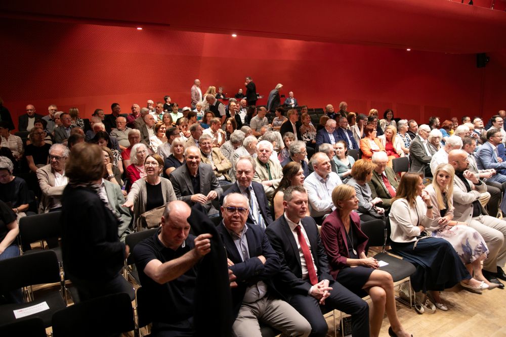 2025_25.Jahr.Feier  (1).jpg